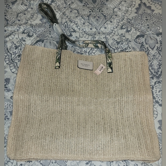 Victoria's Secret Handbags - Victoria’s Secret Woven Tropical Beach Bag Limited Edition New With Tags